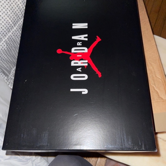 Men\'s Nike Air Jordan 9 Retro black yellow trim 8019-080 Size 12 new in box main image 7